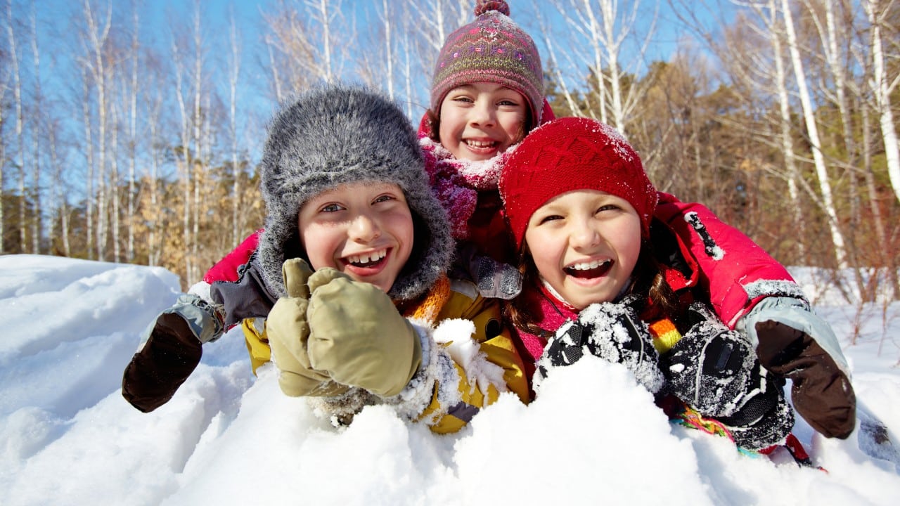 ¡Llegó la nieve! Protege a tus hijos en el invierno