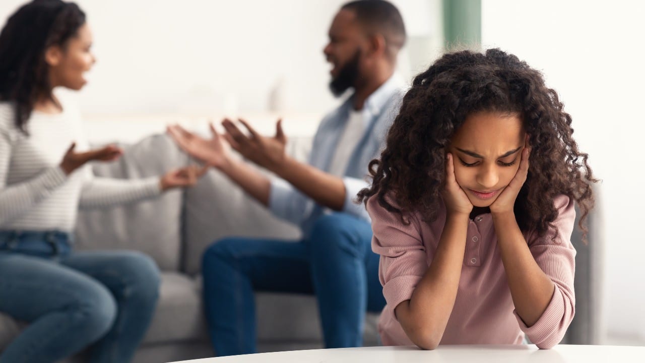 “¿Por qué pelean mis padres y qué puedo hacer?”
