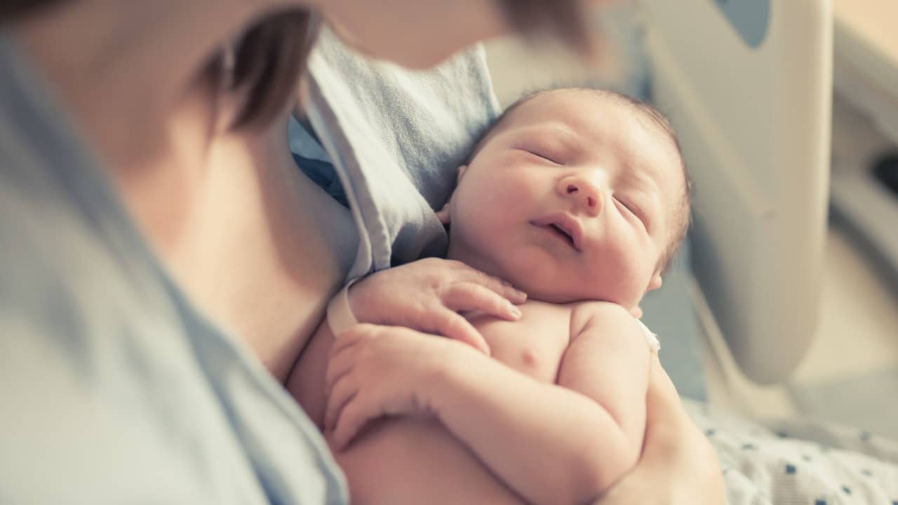 Cambio de mundo: del útero a los brazos de mamá