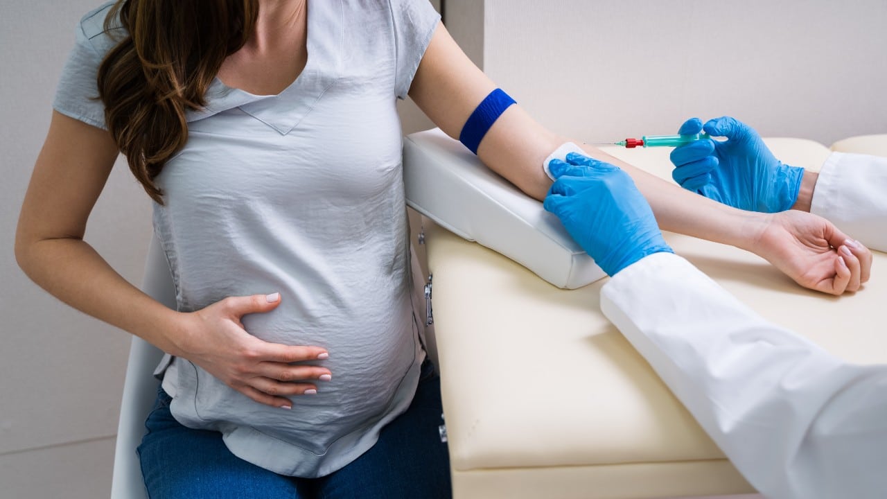 ¿Se puede predecir si un embarazo llegará a feliz término?