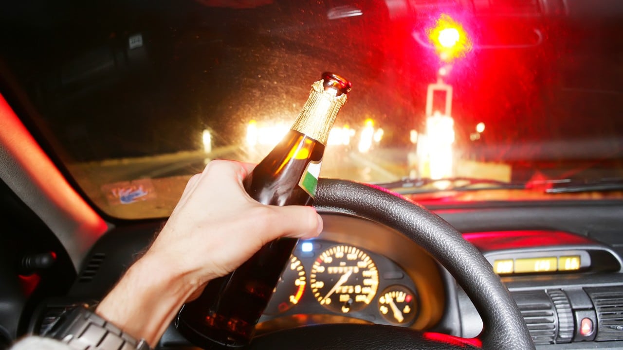Marihuana y alcohol, un peligro cuando el adolescente va al volante
