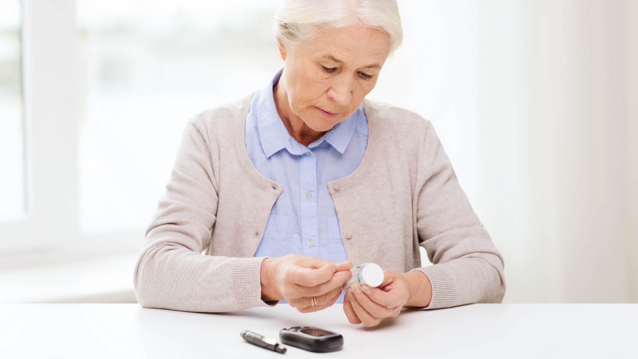 Los diabéticos de la tercera edad podrían estar recibiendo demasiado tratamiento