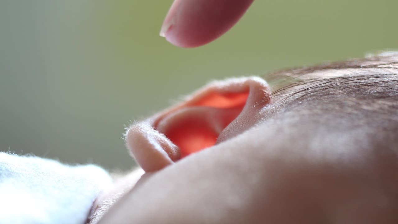¿Por qué son importantes las pruebas de audición para tu bebé?