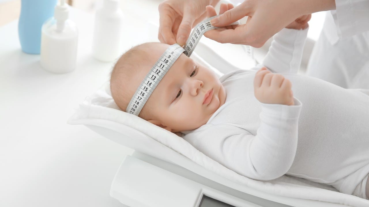 ¿Cómo puedes saber si el crecimiento de tu bebé es normal?