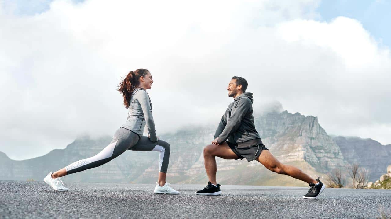 ¿Es necesario estirar los músculos antes de hacer ejercicio?