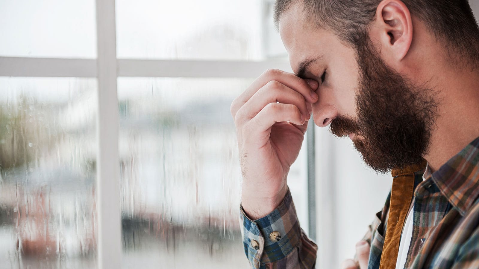 Los hombres también sufren de depresión postparto