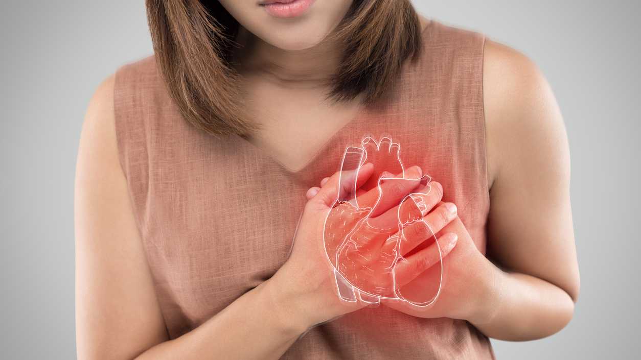 Después de un infarto, a las mujeres les va peor que a los hombres