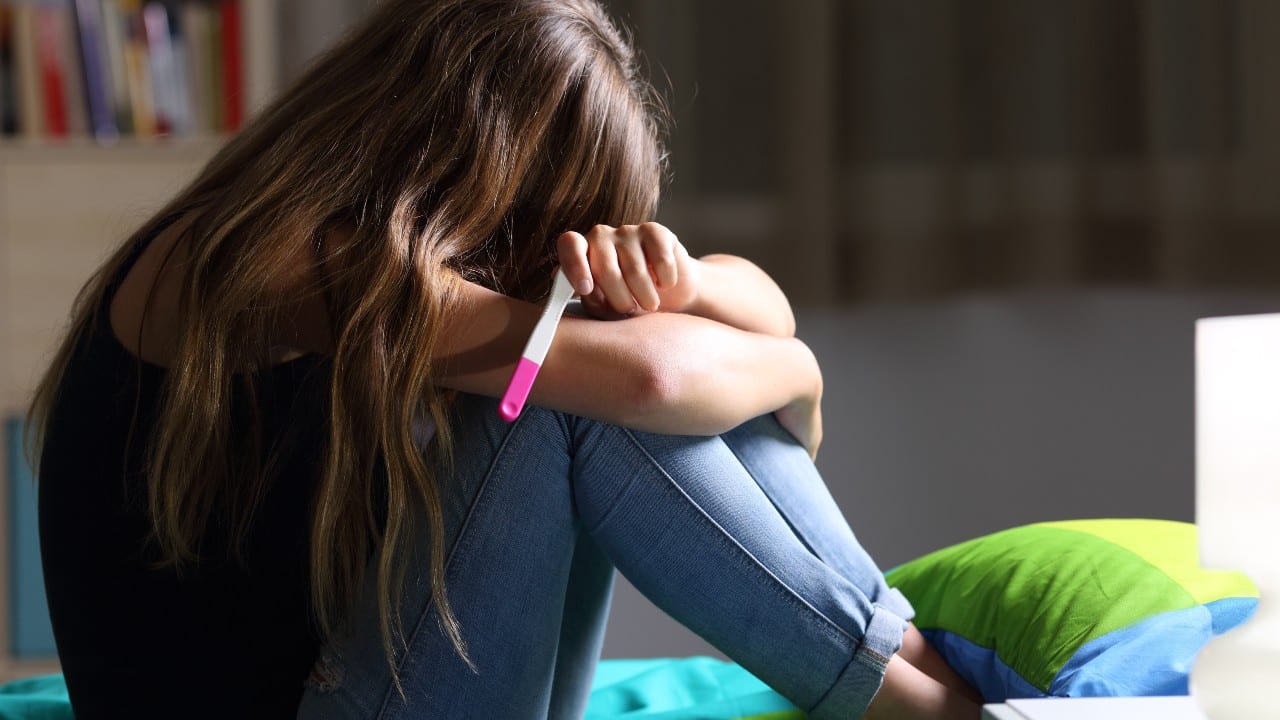 Embarazo adolescente: ¿cómo darles la noticia a tus padres?