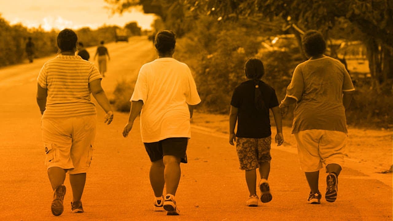niños-obesos-caminando