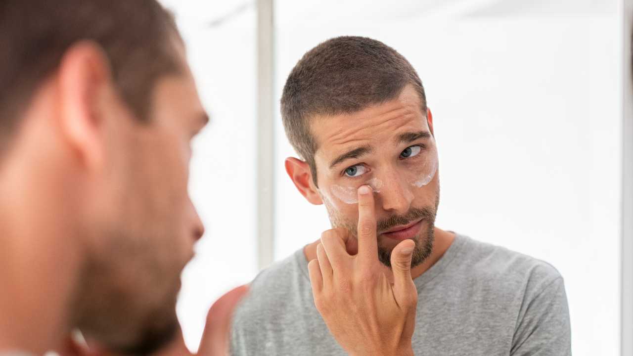 Los hombres también cuidan su piel
