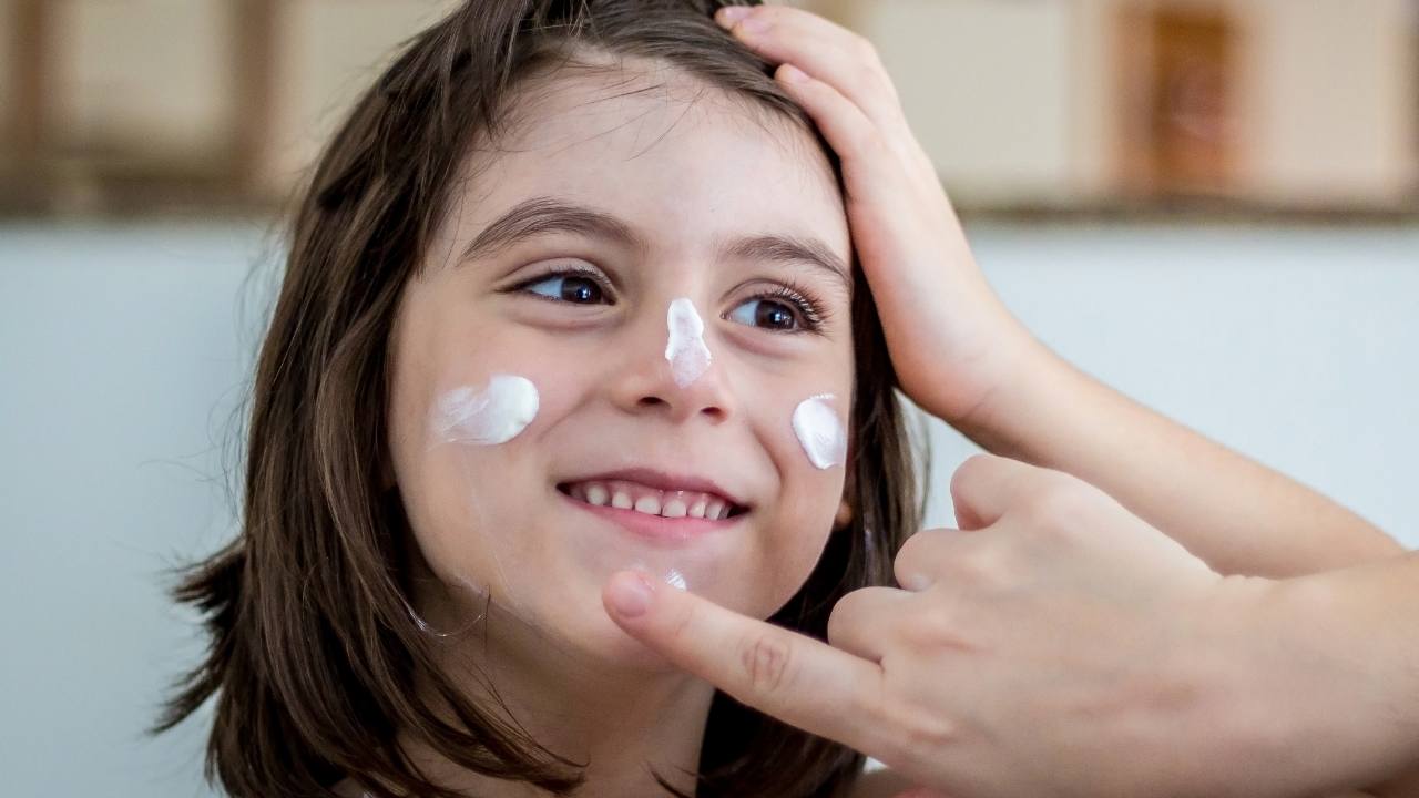 Protegerse del sol es clave para evitar el cáncer de piel