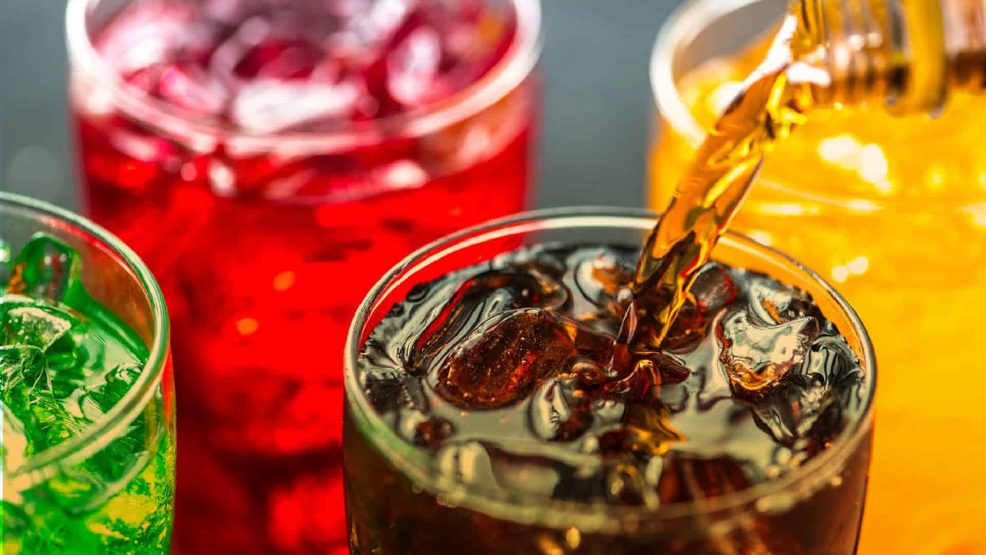 Relación entre las probabilidades de tener cáncer y las calorías vacías