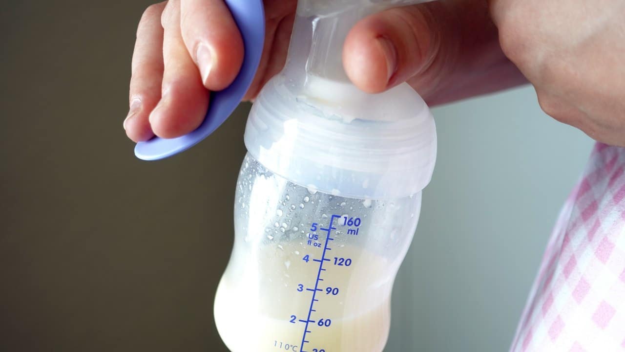 Extracción de leche materna: consejos de una experta