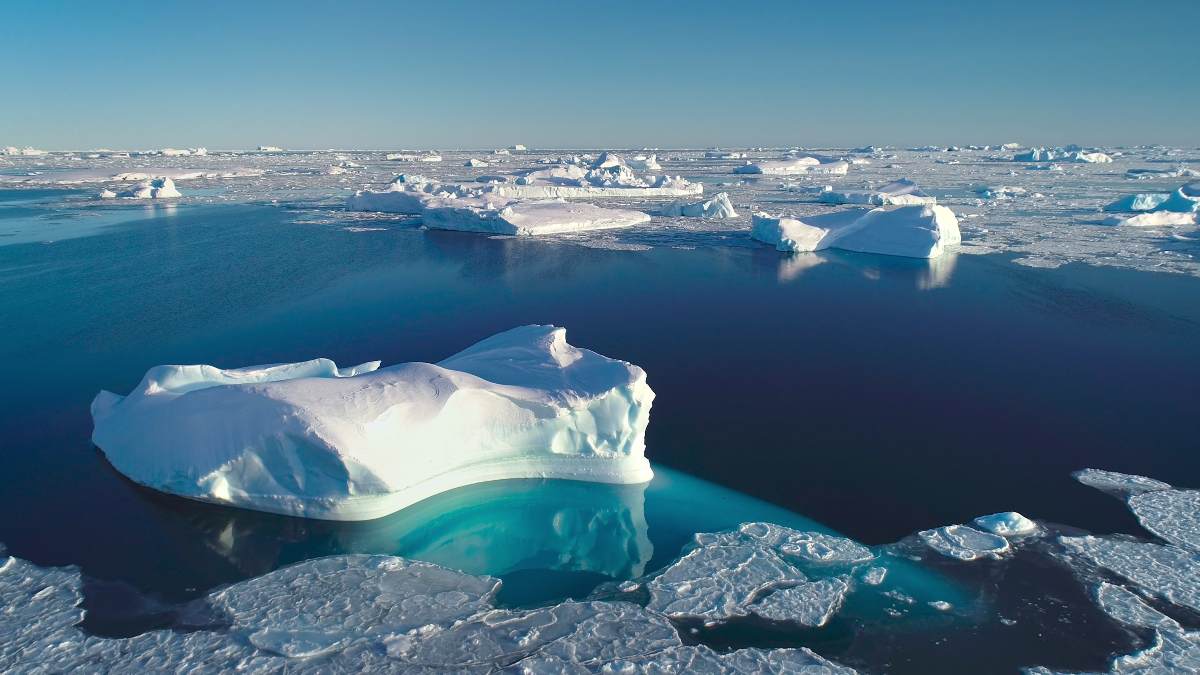 Alt text image: Primer día sin hielo en el Ártico podría ocurrir antes de 2030.