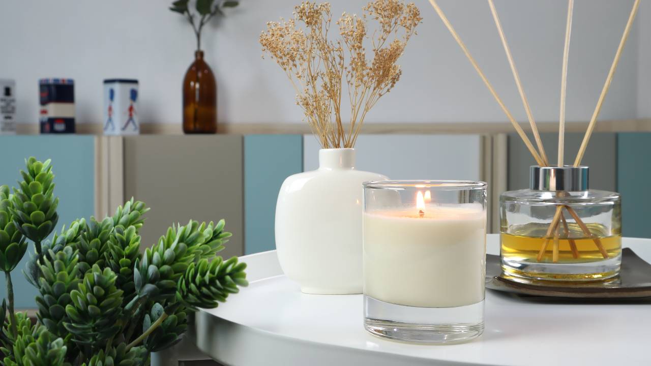 Las velas aromáticas contaminan tu hogar
