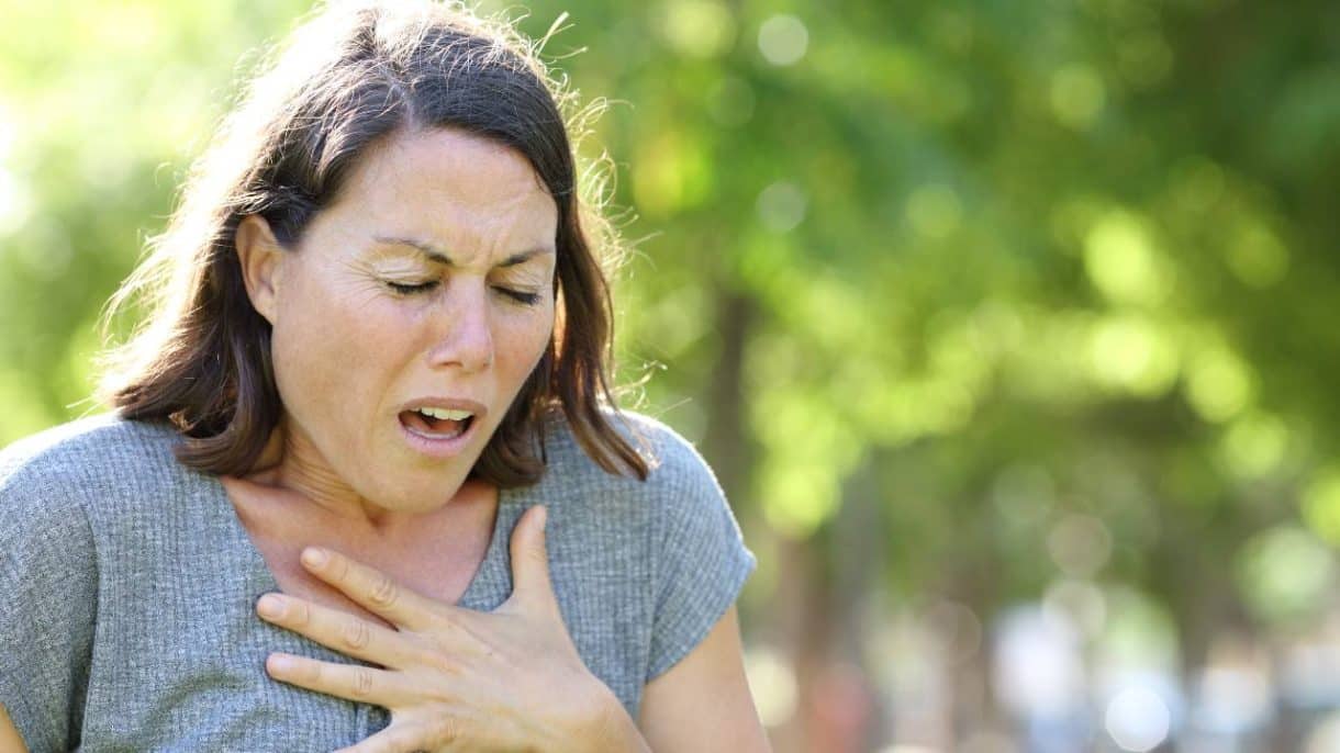 Gráfico que muestra el aumento de casos de ansiedad y depresión durante olas de calor.