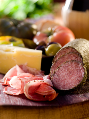 El consumo de carnes procesadas empeora los síntomas de EPOC. Reduce su consumo en tu hogar