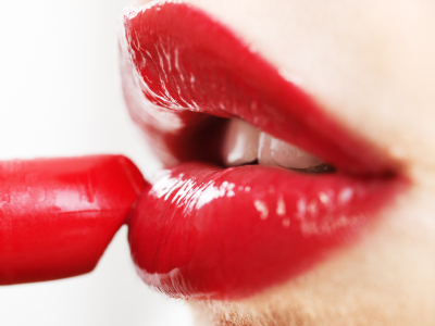 ¡Alerta! Los lápices labiales y el plomo