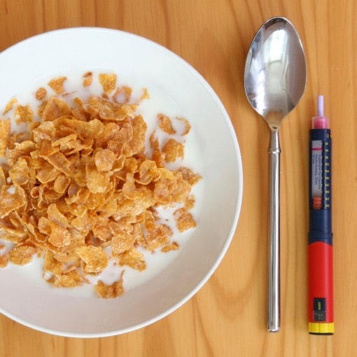 ¿Es necesario esperar para comer después de inyectarte insulina?